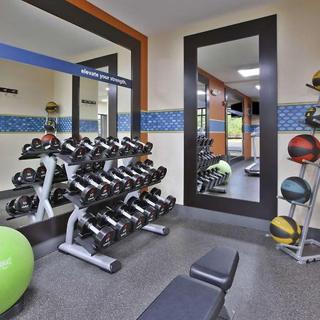 Hampton Inn Commerce/Novi Zewnętrze zdjęcie