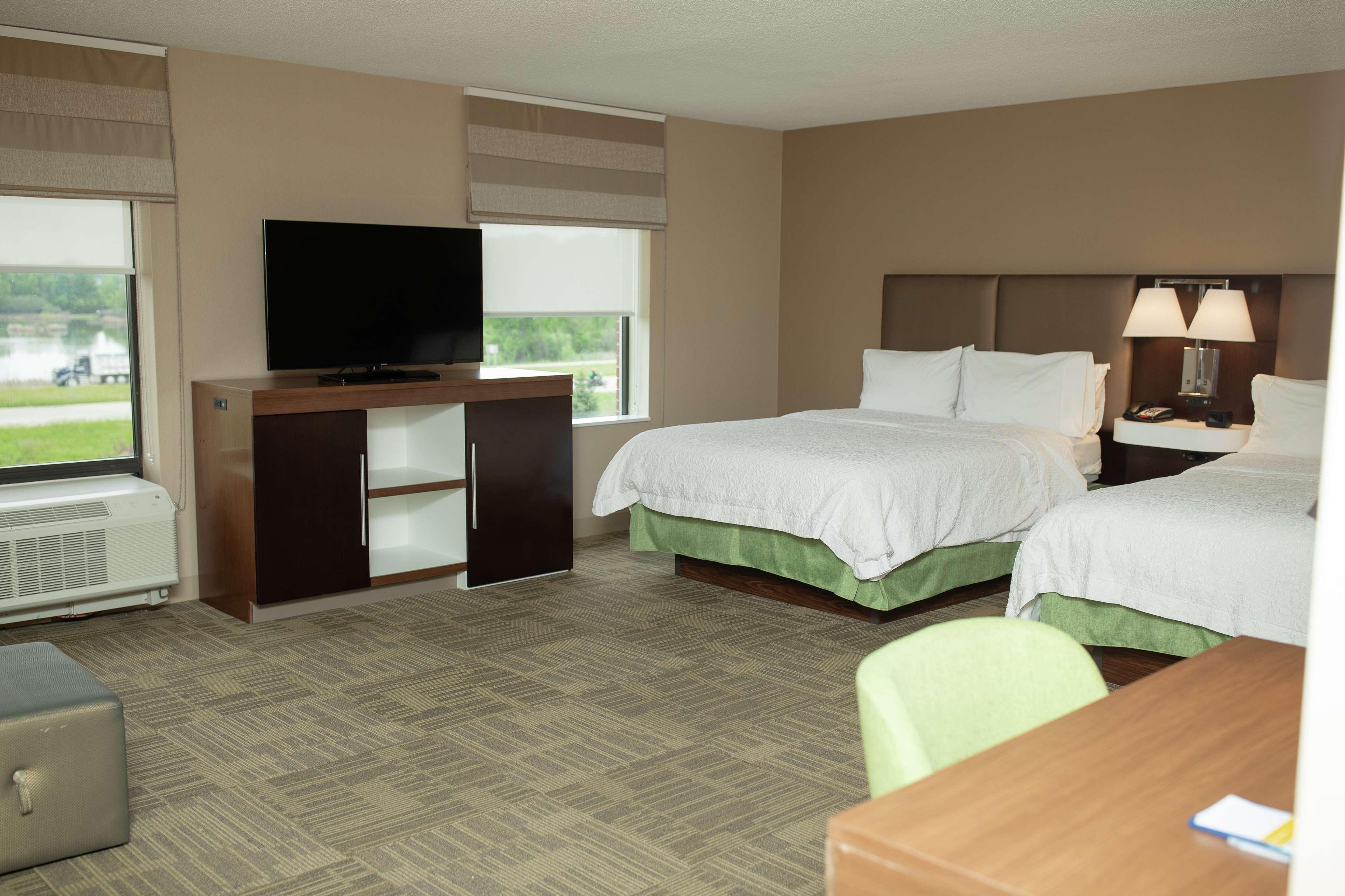 Hampton Inn Commerce/Novi Zewnętrze zdjęcie