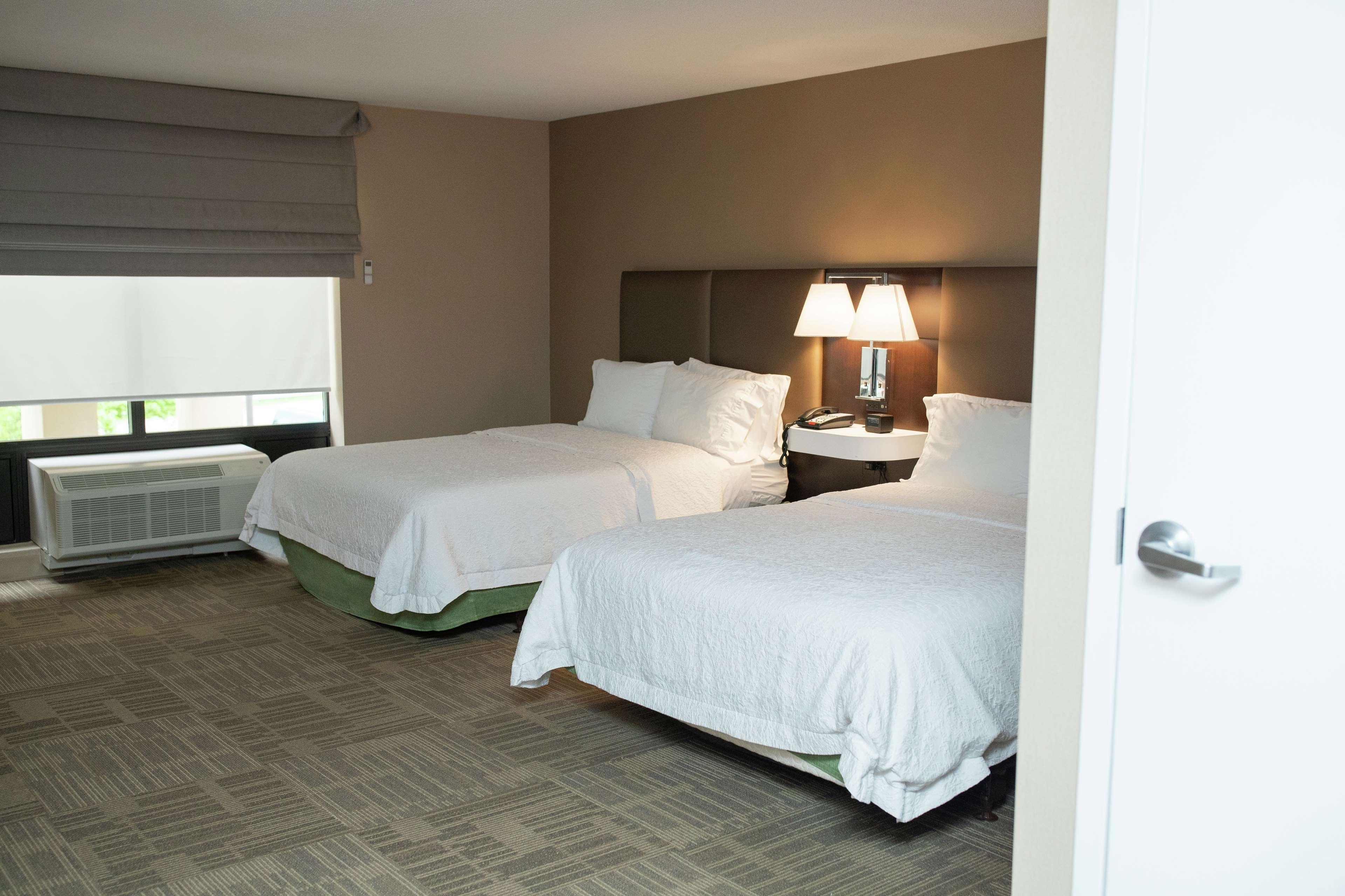 Hampton Inn Commerce/Novi Zewnętrze zdjęcie