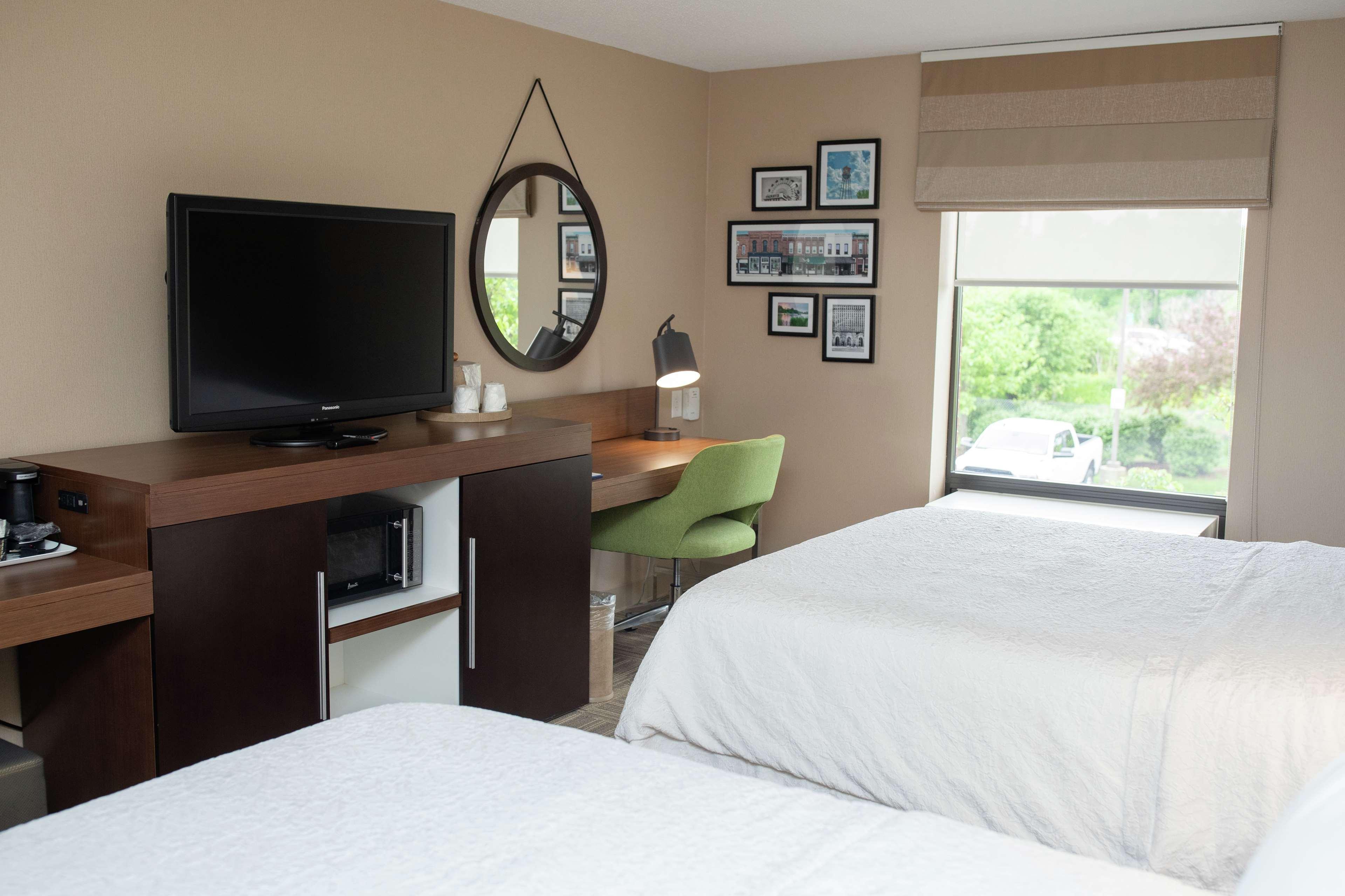 Hampton Inn Commerce/Novi Zewnętrze zdjęcie
