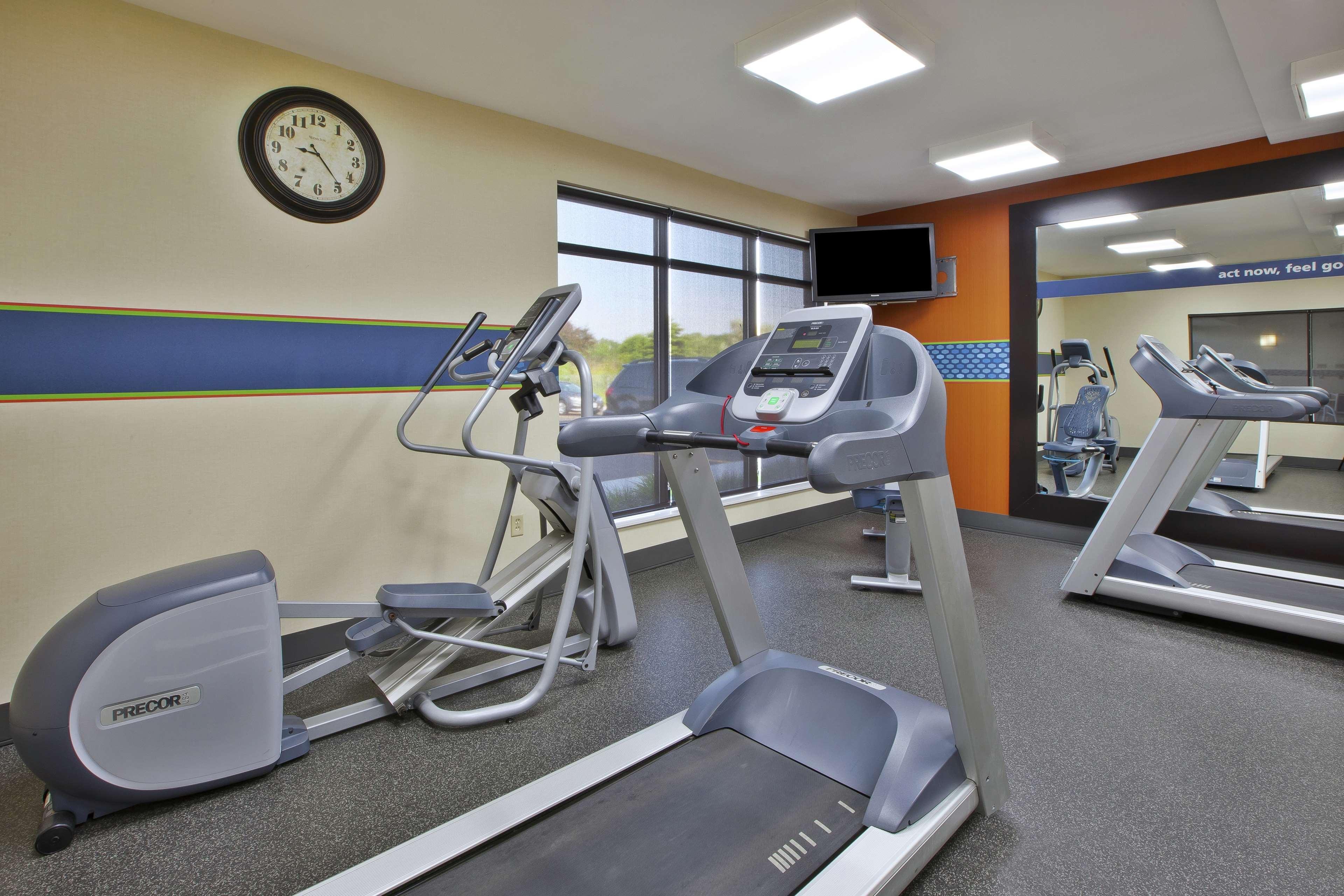 Hampton Inn Commerce/Novi Zewnętrze zdjęcie